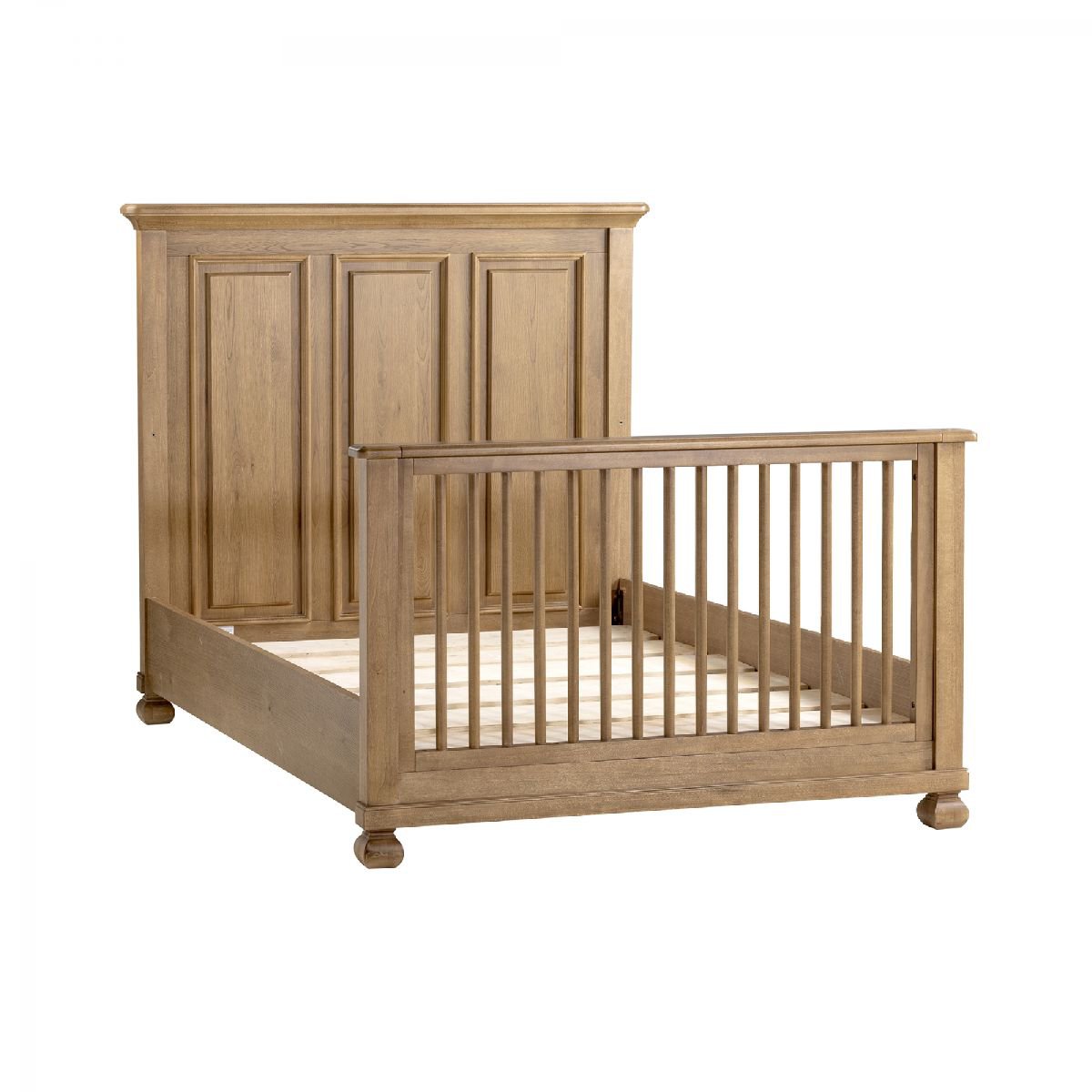 Baby Appleseed Solvang Crib in Nutmeg