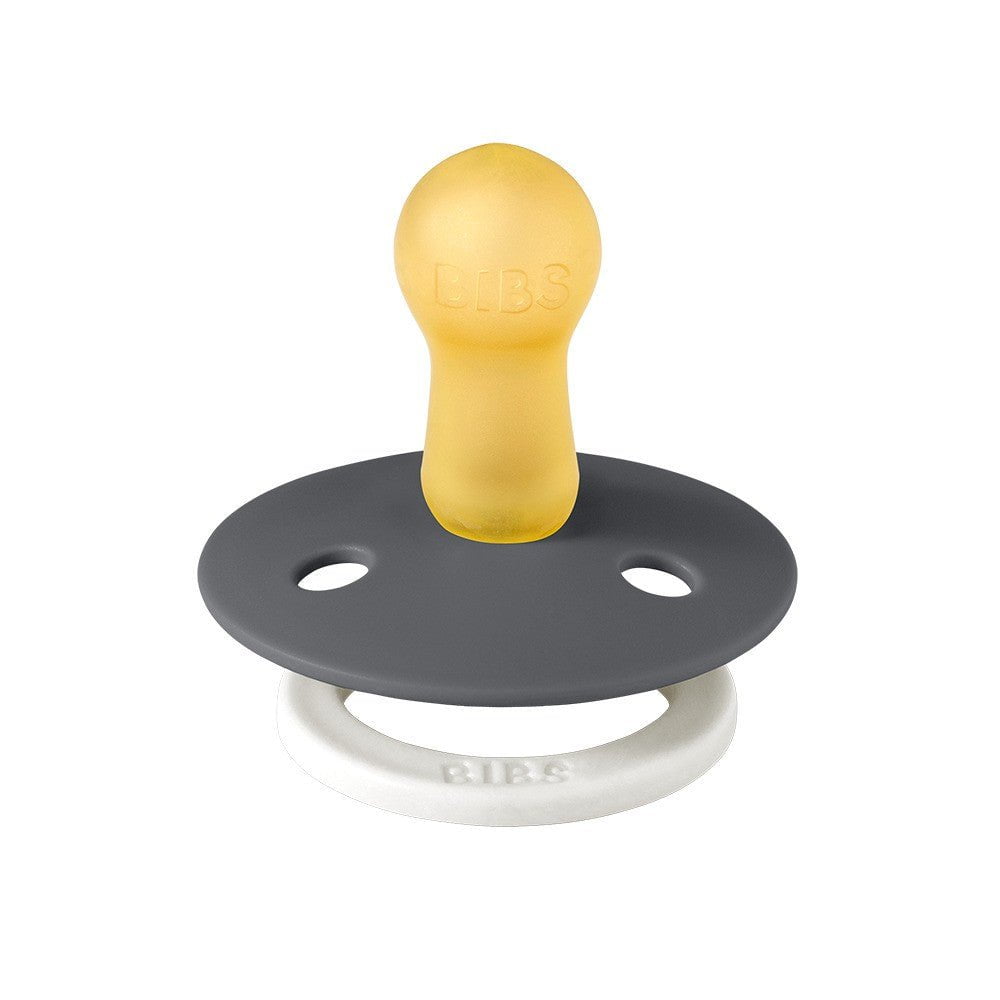 Bibs 2PK Colour Pacifier 6-18 Months Size 2 Glow In The Dark IronGLOW/BabyBlueGLOW