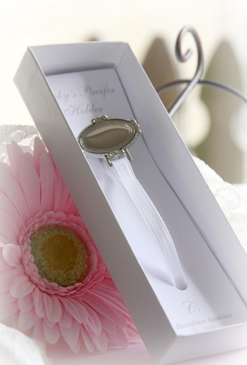 Collectables America Baby Pacifier Clip Round Cross