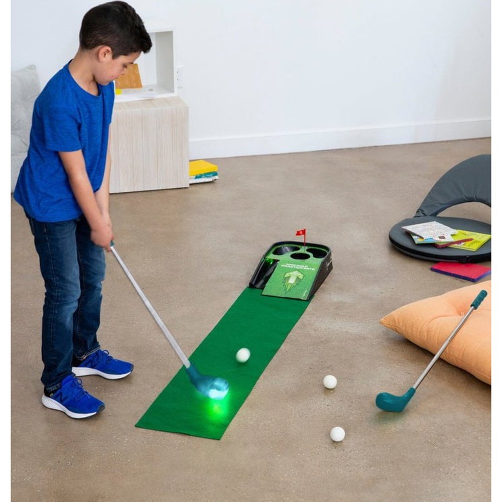 HearthSong Light-Up Golf Putting Game