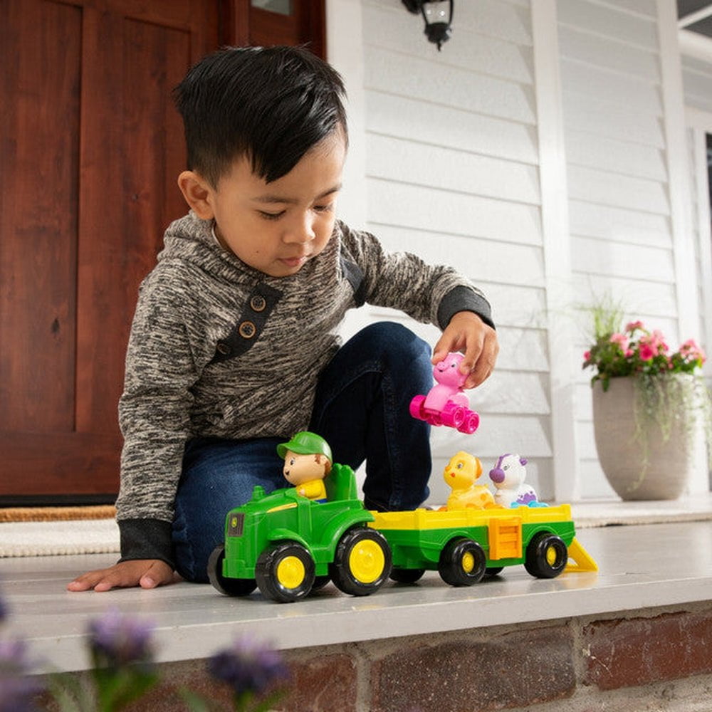 Tomy Play Vehicles John Deere Animal Sounds Wagon Ride