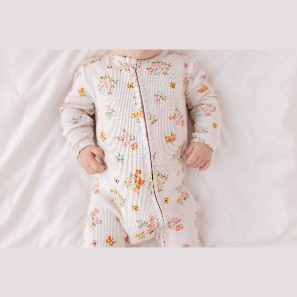 Posh PeanutPosh Peanut Clemence Button Knotted GownBabysupermarket