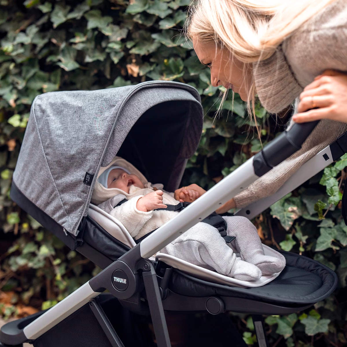 Thule Stroller Accessories Gray Thule Newborn Inlay