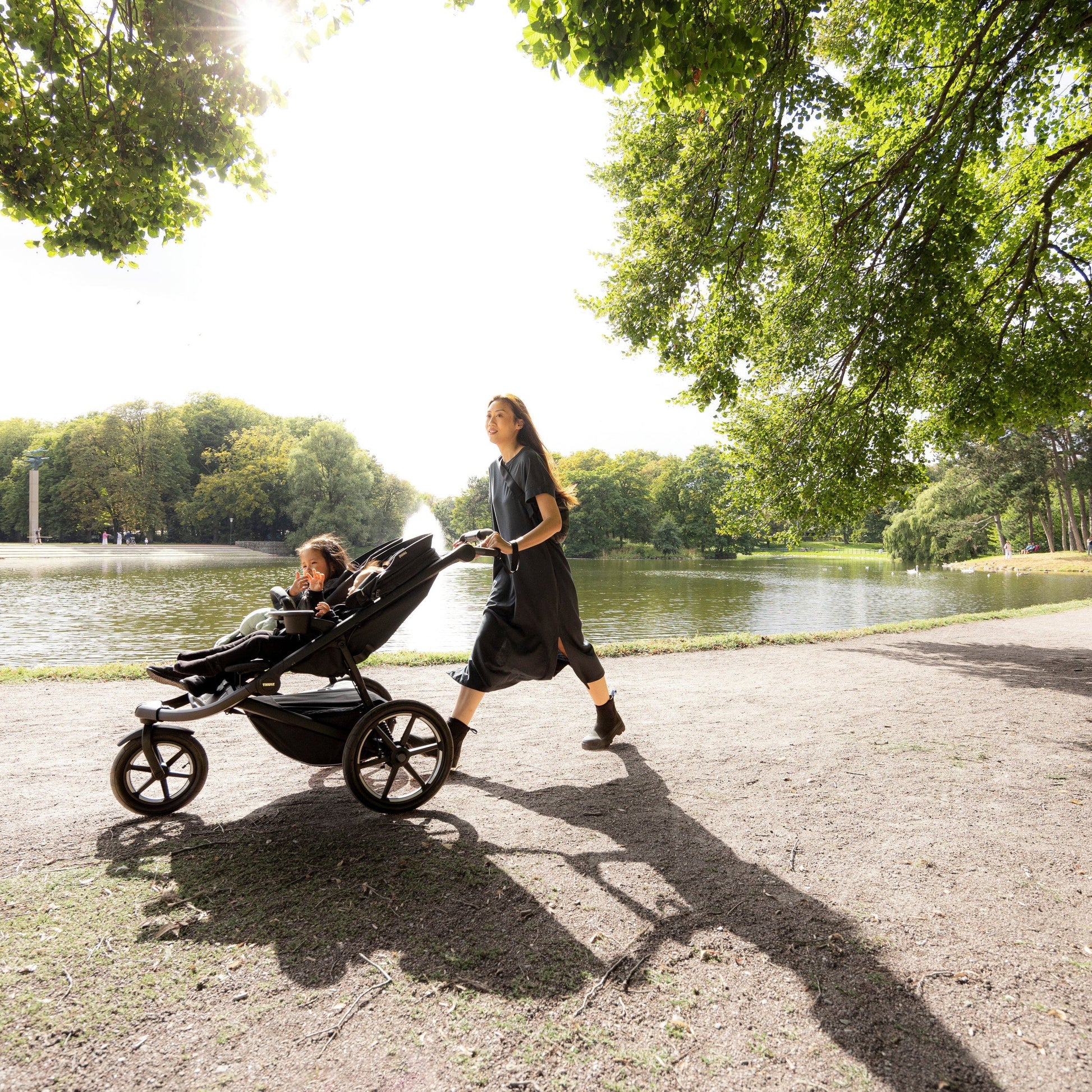 Thule Strollers - Double Black Thule Urban Glide 3 Double Stroller