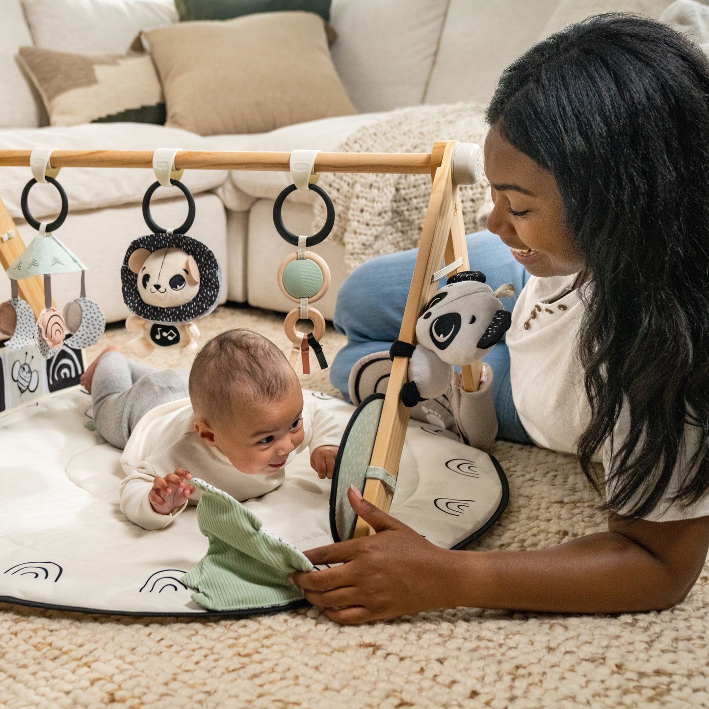 Tiny Love Toys Tiny Love Black & White Décor Luxe Developmental Gymini