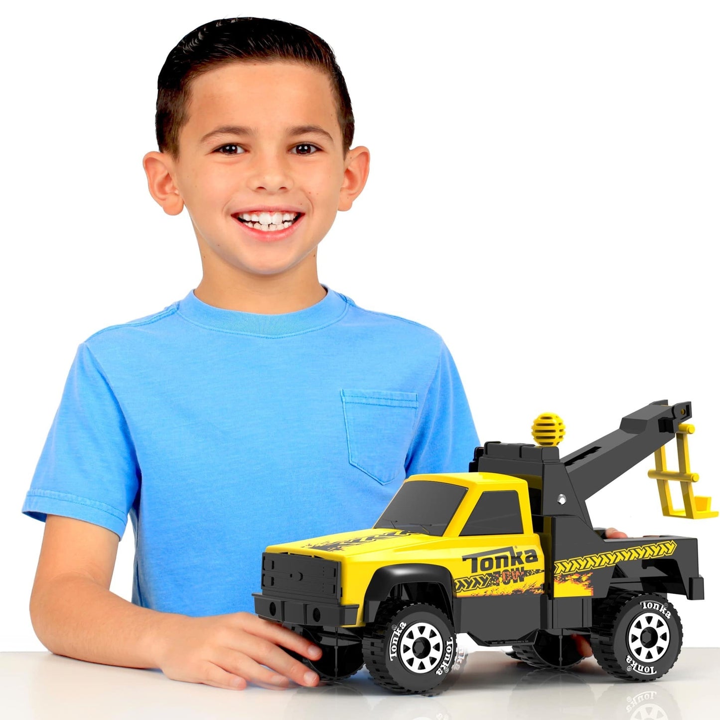 Schylling Toys / Play Vehicles Tonka Tow Truck