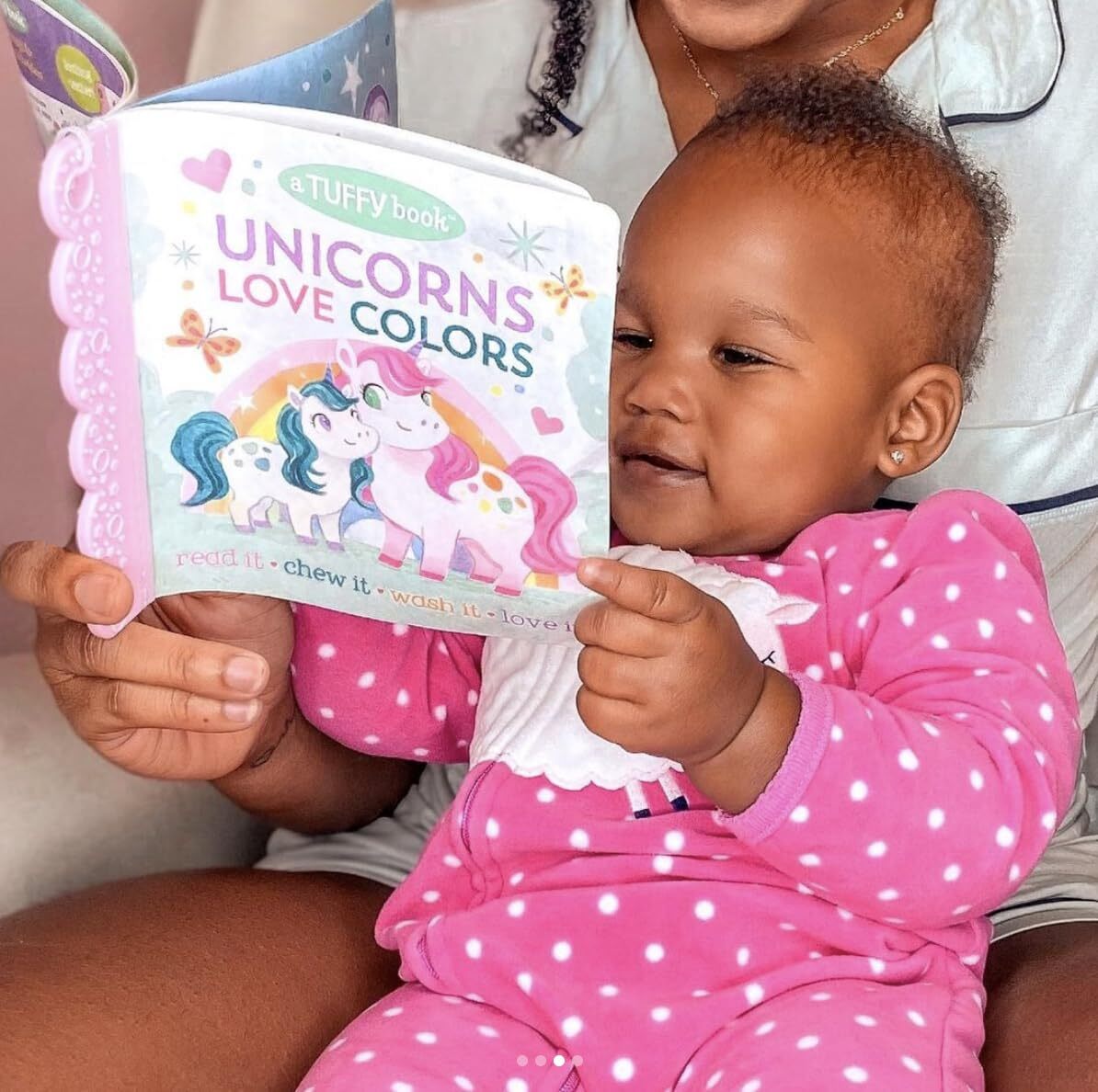 Tuffy Book Unicorns Love Colors