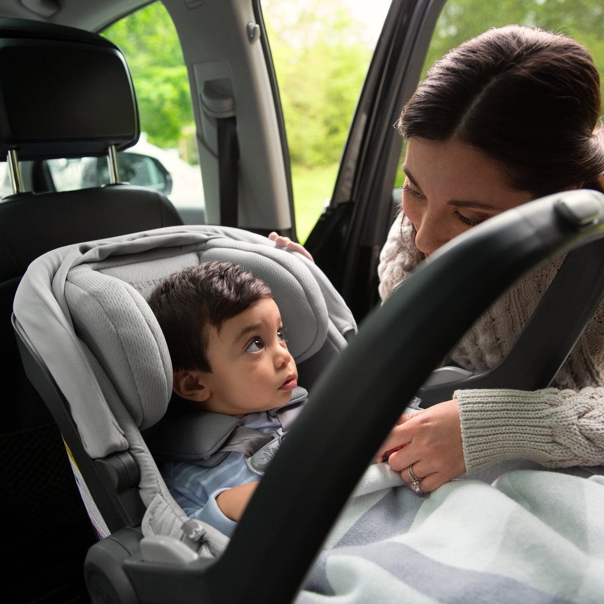 UPPAbaby Car Seats - Infant UPPAbaby Mesa V2 Infant Car Seat + Base
