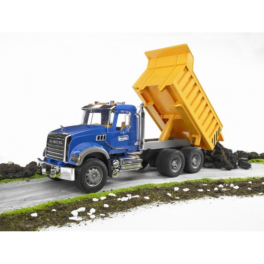 Bruder MACK Granite Dump Truck