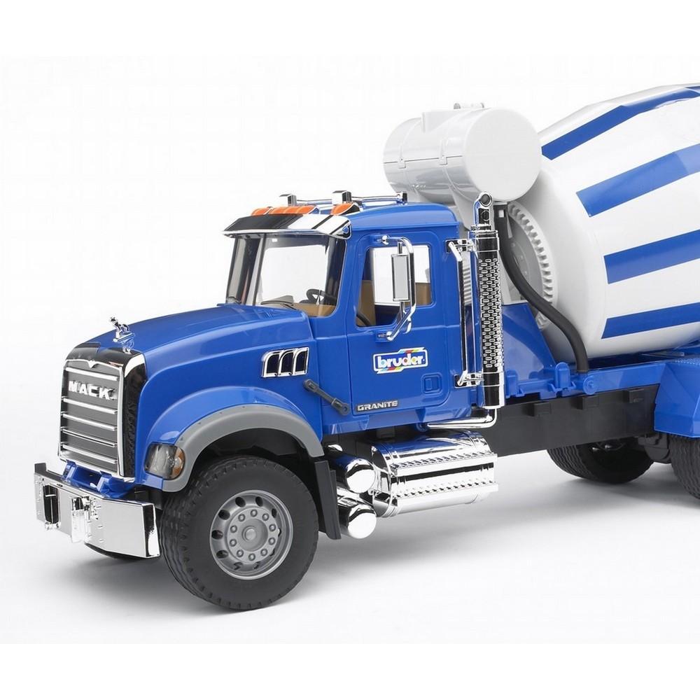 Bruder MACK Granite Cement Mixer