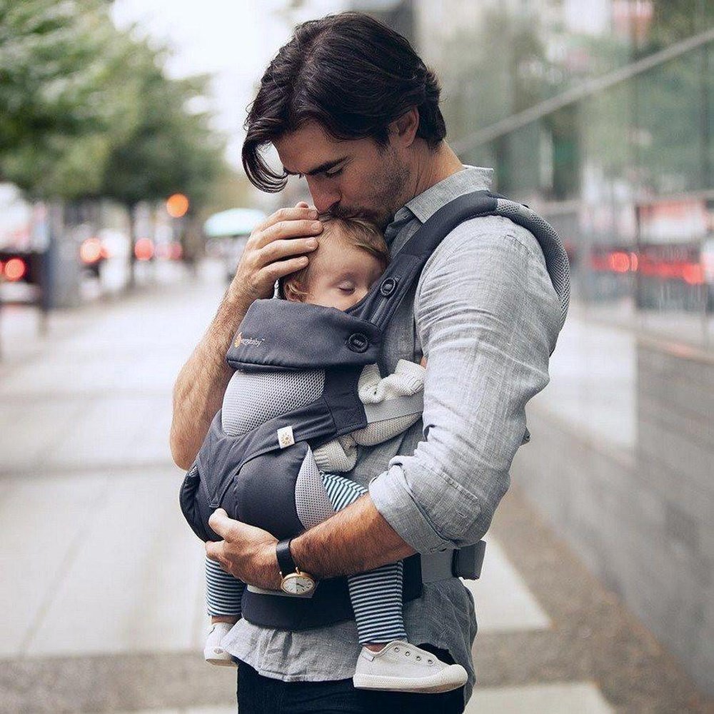 Ergo Baby 360 Four Position Cool Air Infant Carrier