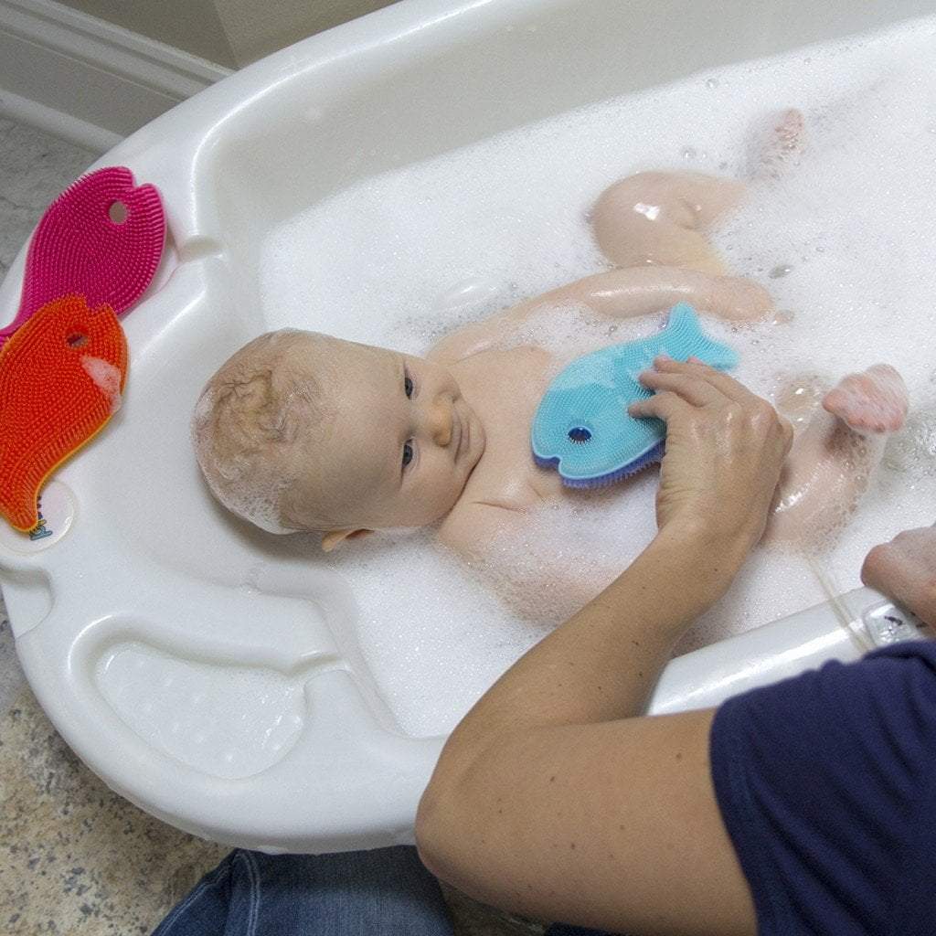 InnoBaby Bathin' Smart Silicone Bath Scrub for Babies and Toddlers