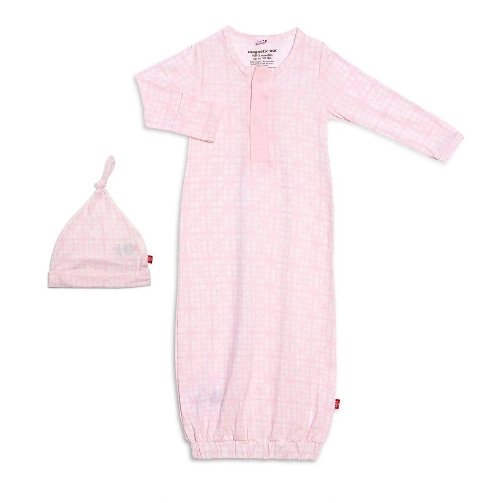 Magnetic Me Town Square Modal Magnetic Open Bottom Gown & Hat