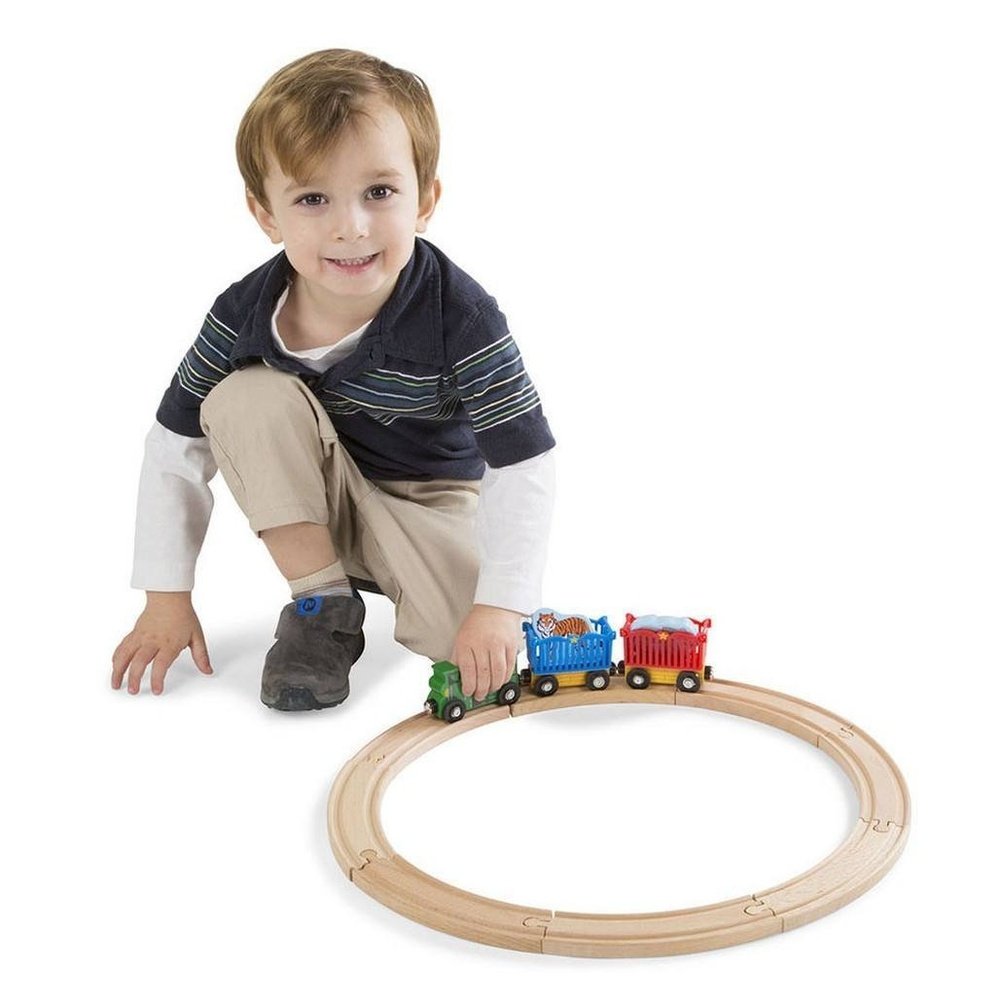 Melissa & Doug Zoo Animal Wooden Train Set