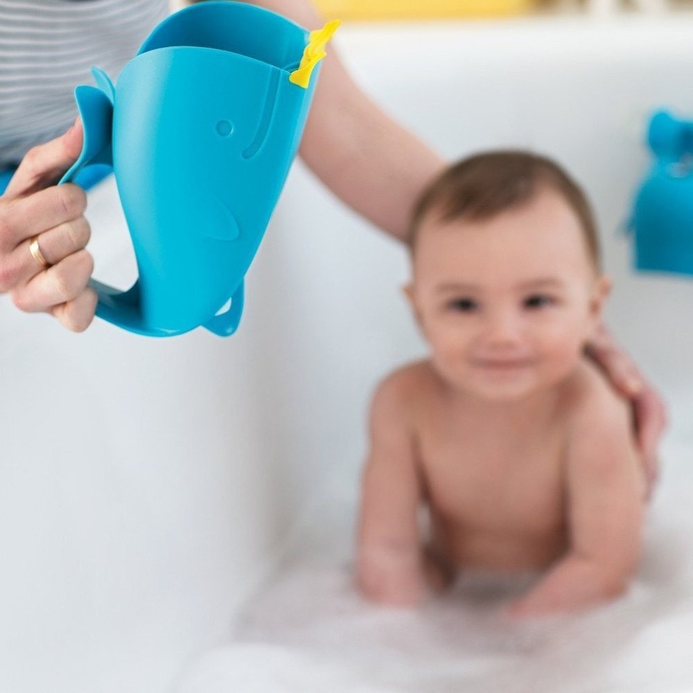 Skip Hop Moby Waterfall Rinser
