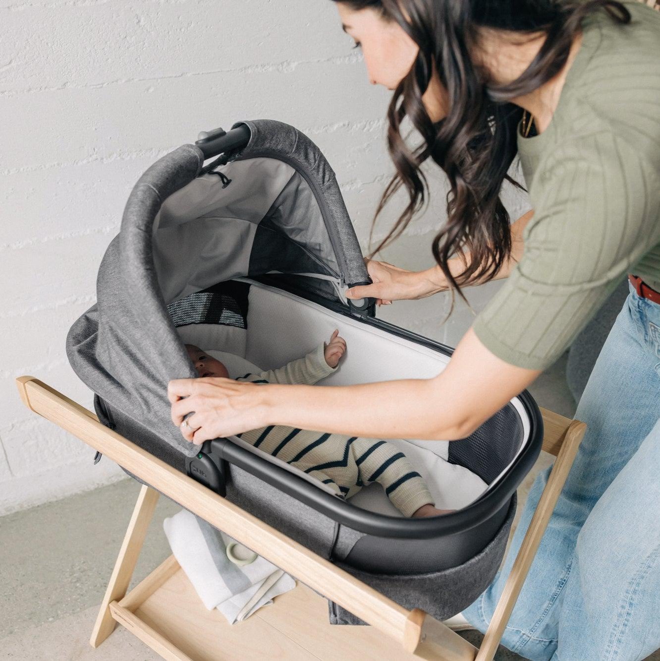 UPPAbaby Bassinet Stand 2024