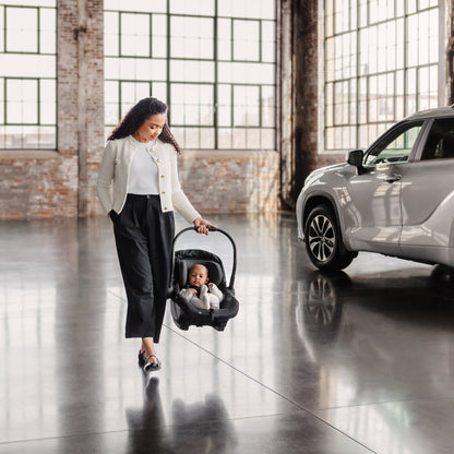 UPPAbabyUPPAbaby Aria V2 Infant Car Seat + BaseBabysupermarket