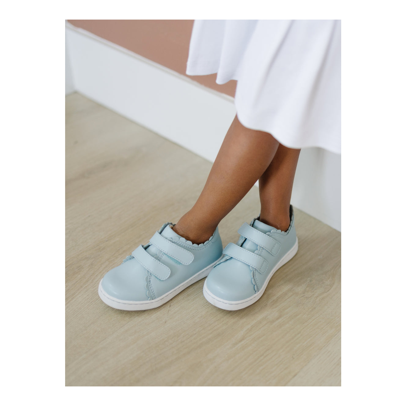 L'Amour Caroline Scalloped Sneaker