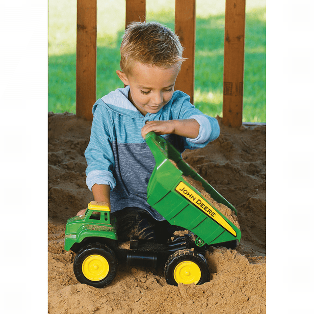 John Deere 15 Inch Big Scoop Dump Truck With Sand