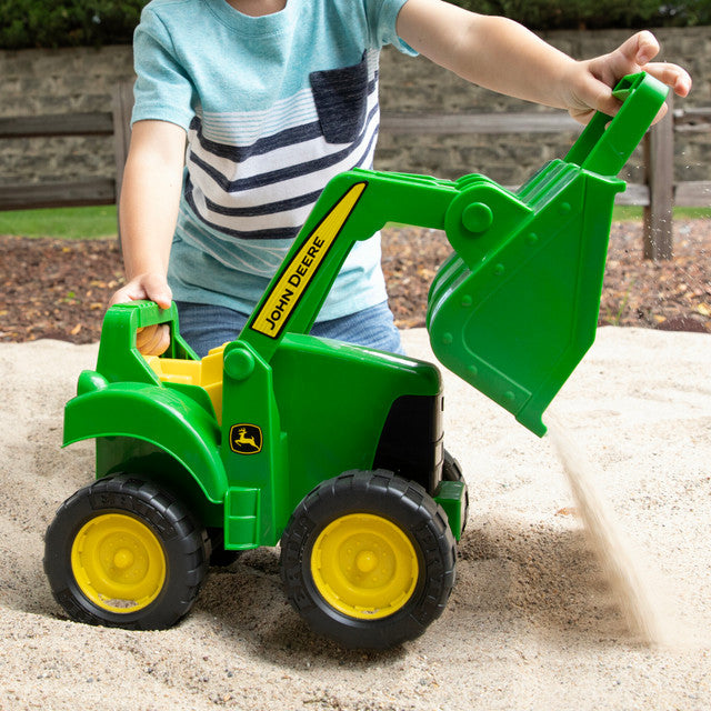 John Deere 15 Inch Big Scoop Tractor With Loader