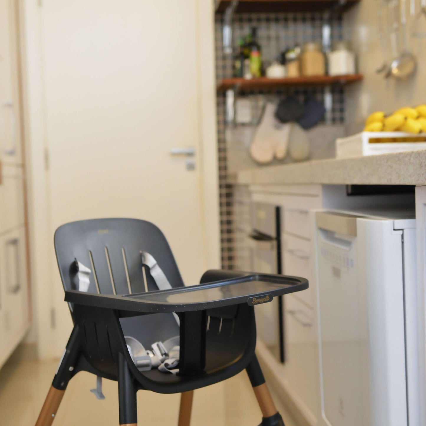 PEGPEG Poke Lightweight High ChairBabysupermarket