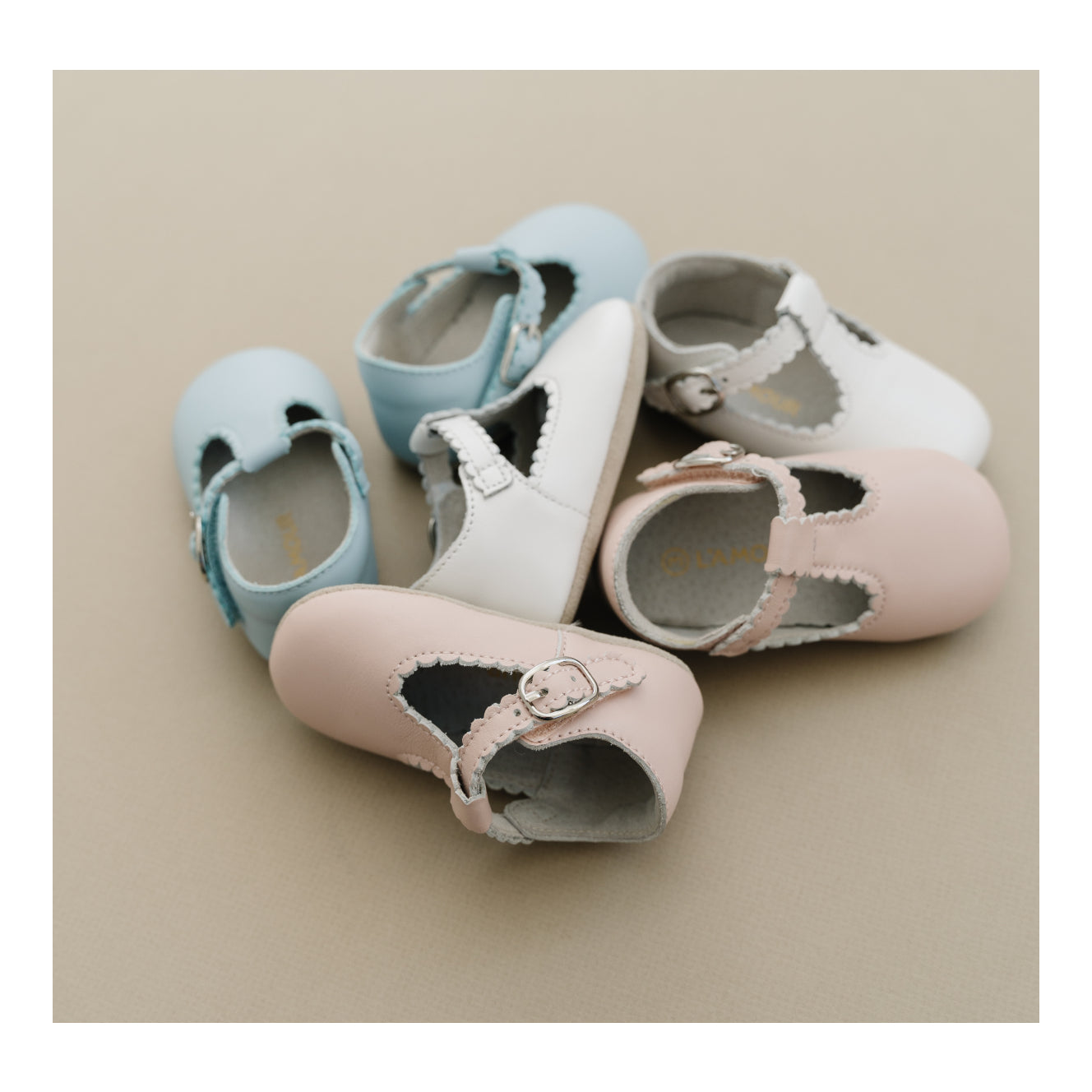 L'Amour Elodie Girls Scalloped T-Strap Crib Shoe