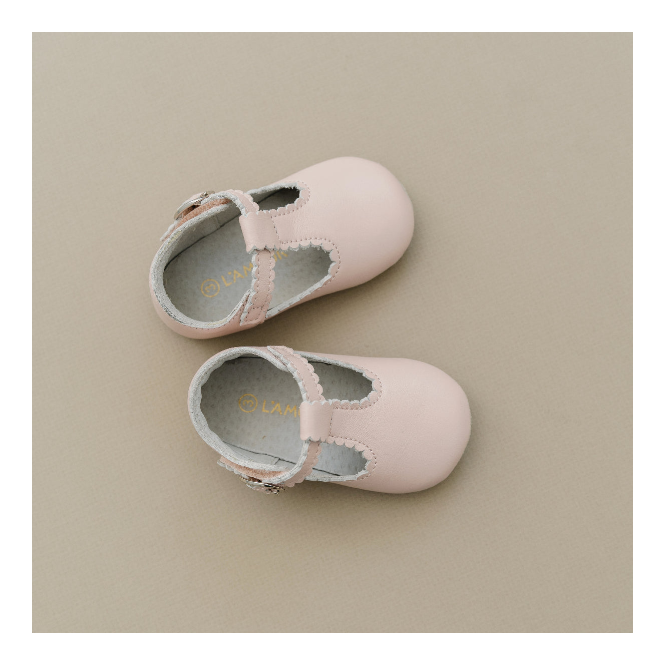 L'Amour Elodie Girls Scalloped T-Strap Crib Shoe