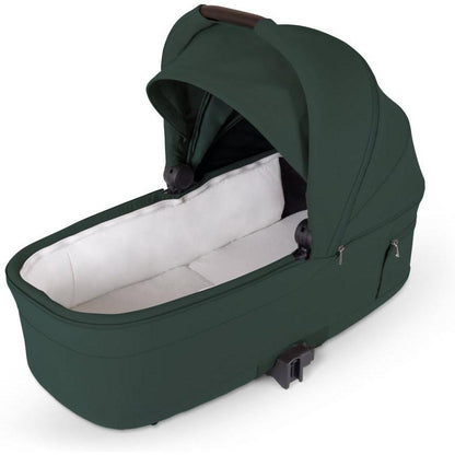 Silver CrossSilver Cross Nia Compact BassinetBabysupermarket