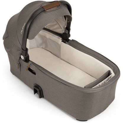NunaNuna Demi Next Bassinet + StandBabysupermarket