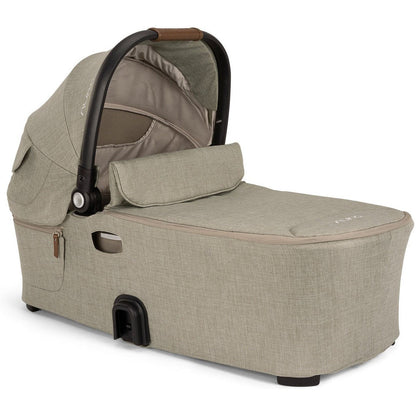 NunaNuna Demi Next Bassinet + StandBabysupermarket