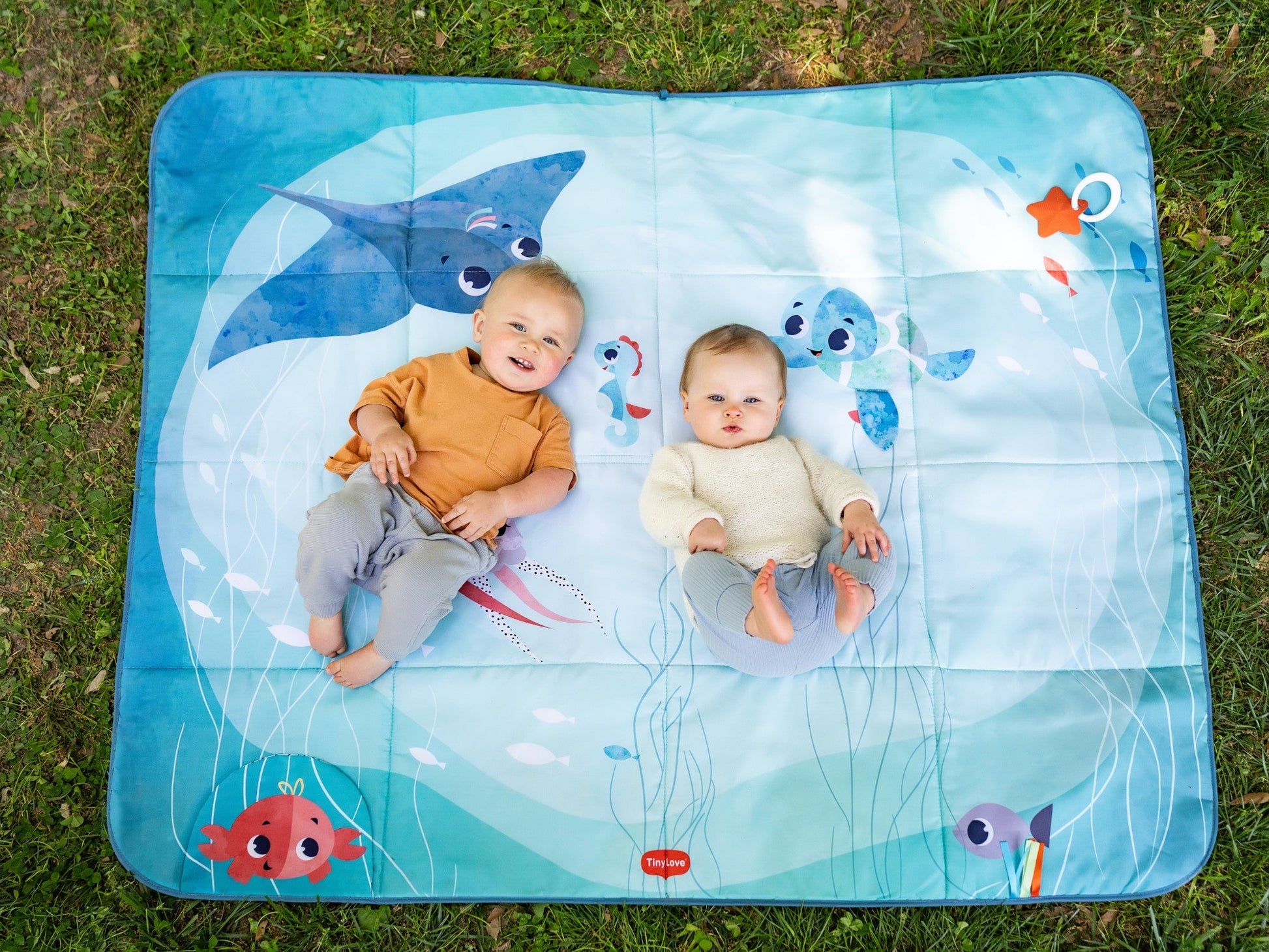 Tiny Love Outdoor Picnic Mat