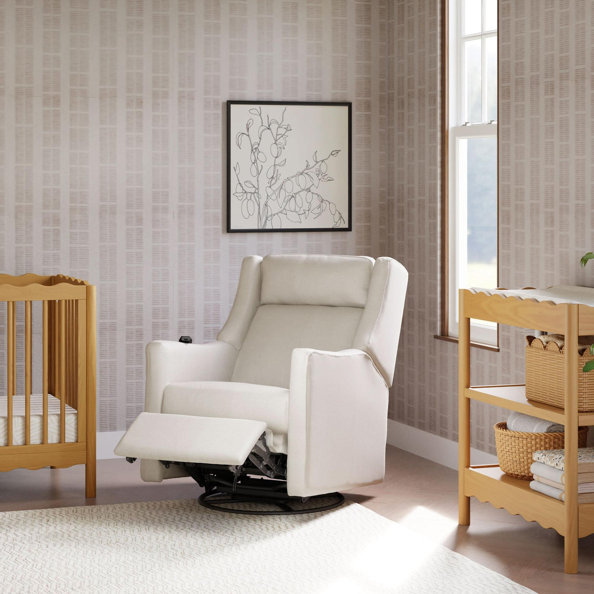 BabylettoBabyletto Kiwi Deluxe Power Recliner & Swivel Glider with Heat and MassageBabysupermarket