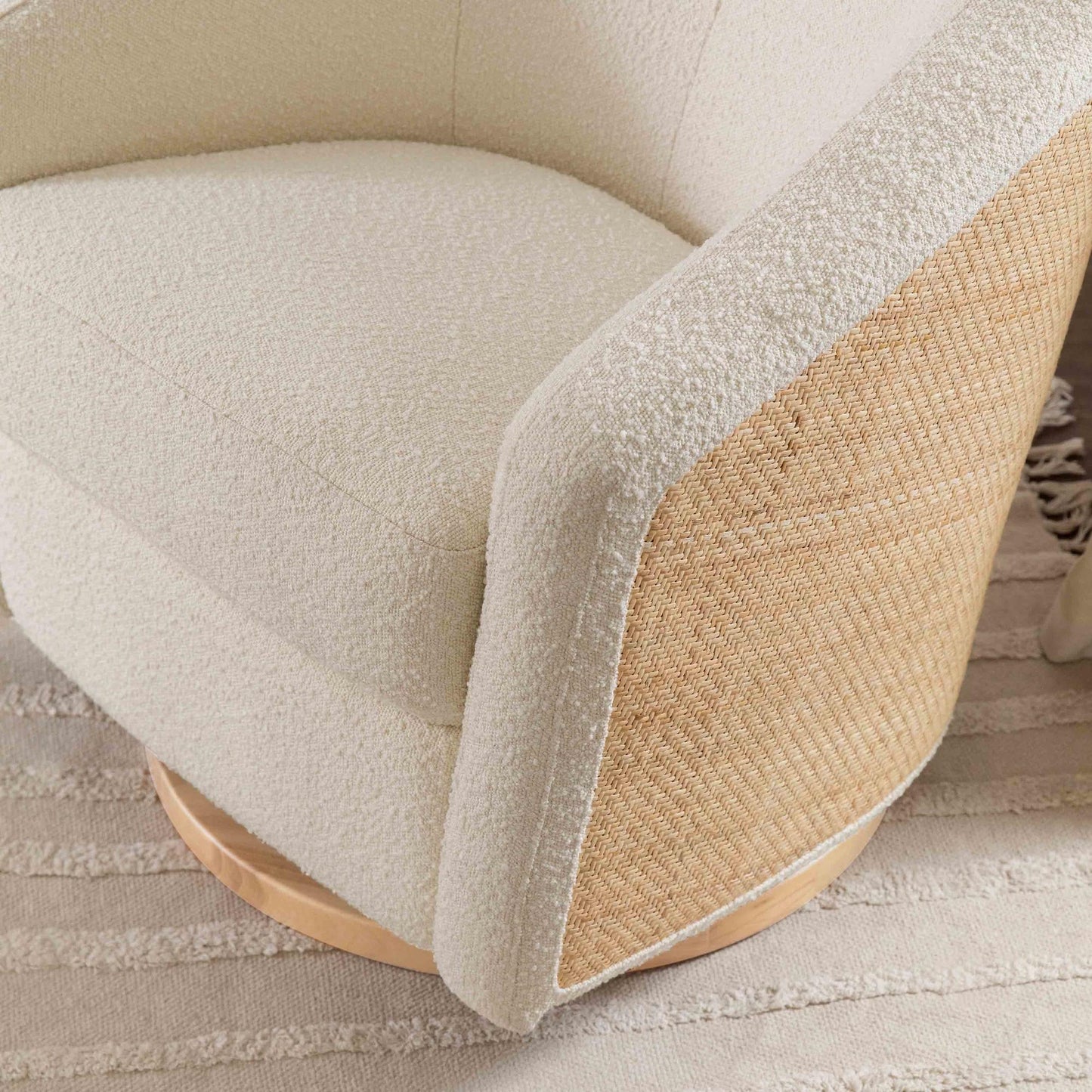 BabylettoBabyletto Madison Swivel GliderBabysupermarket