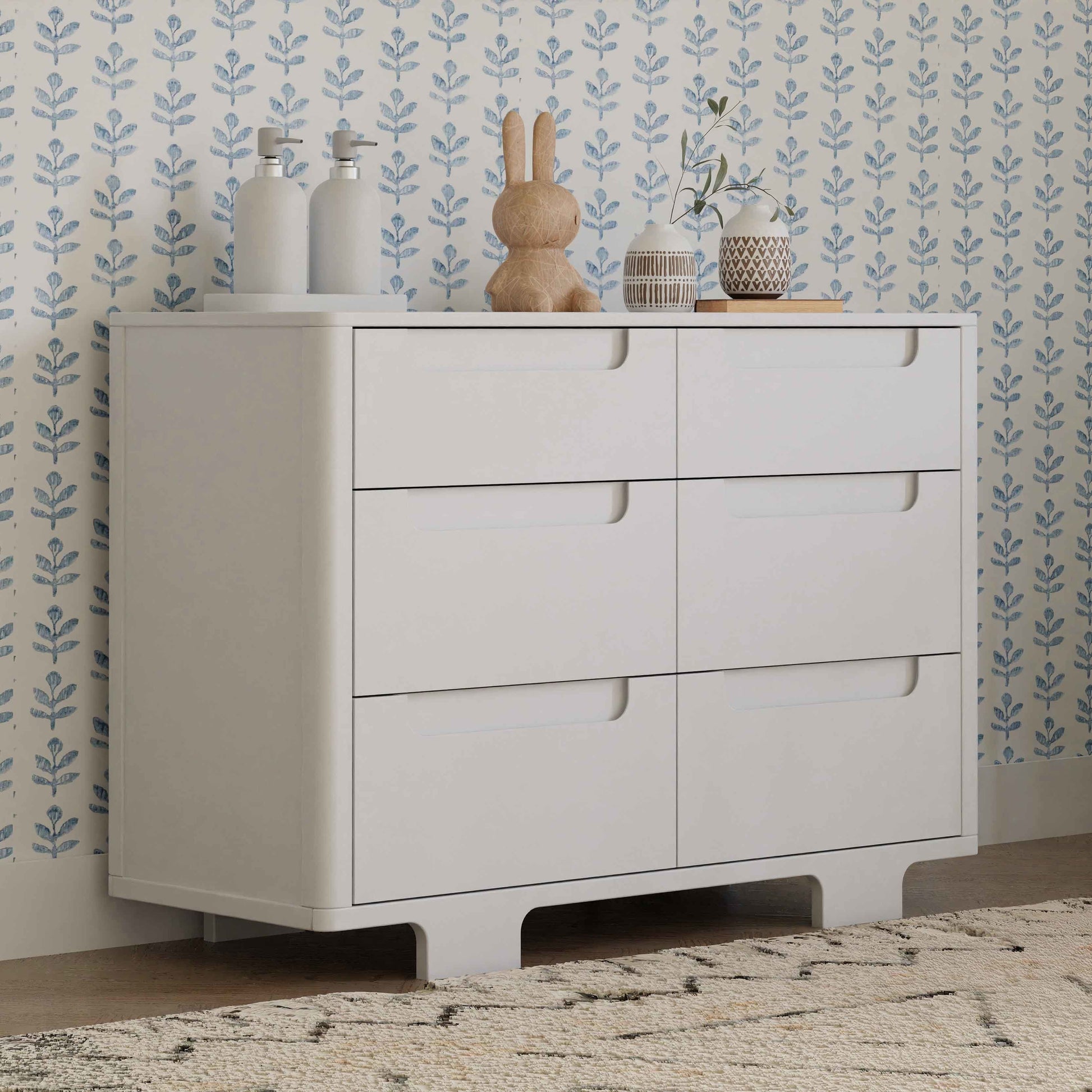 Babyletto Dressers White / Natural Babyletto Yuzu 6-Drawer Dresser