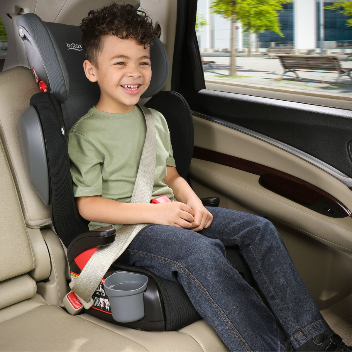BritaxBritax Highpoint Backless Belt-Positioning Booster Seat with SafewashBabysupermarket