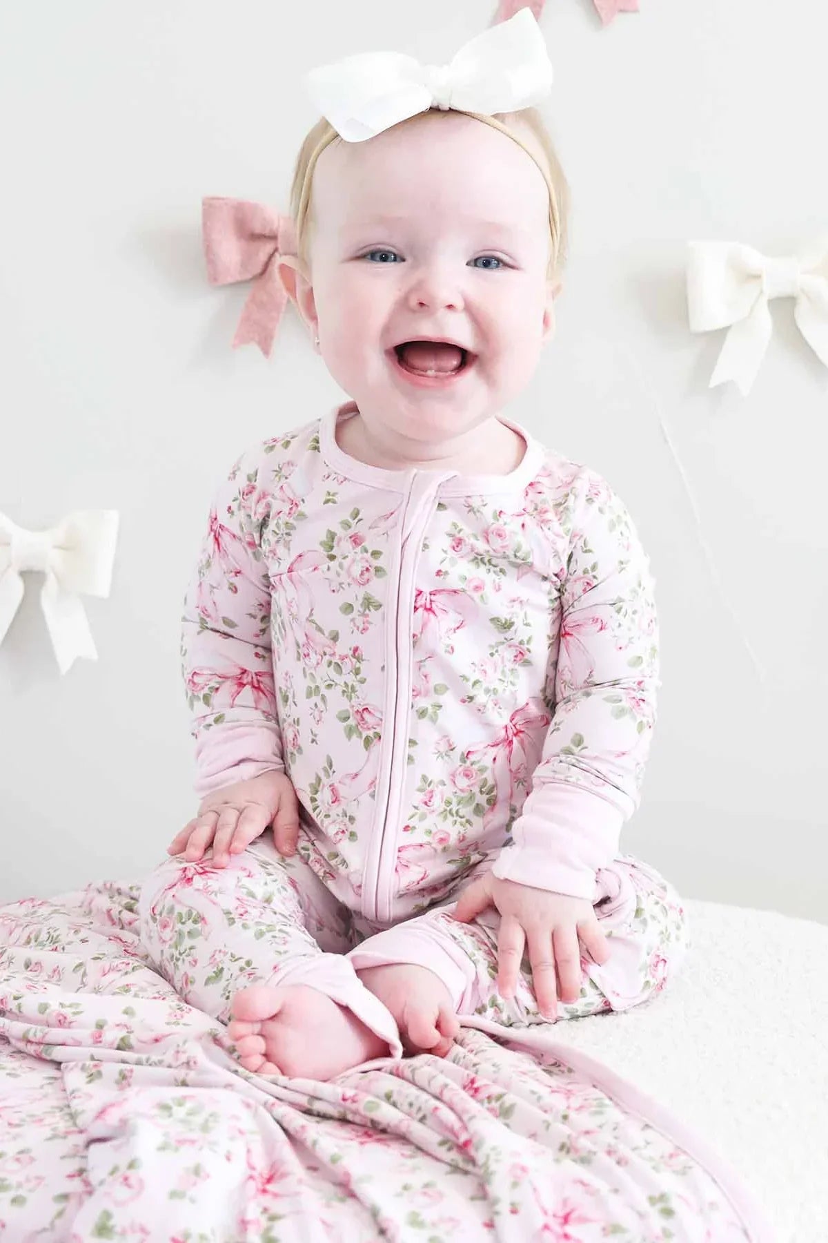 Caden LaneCaden Lane Girls Bows in Bloom Convertible Zip RomperBabysupermarket