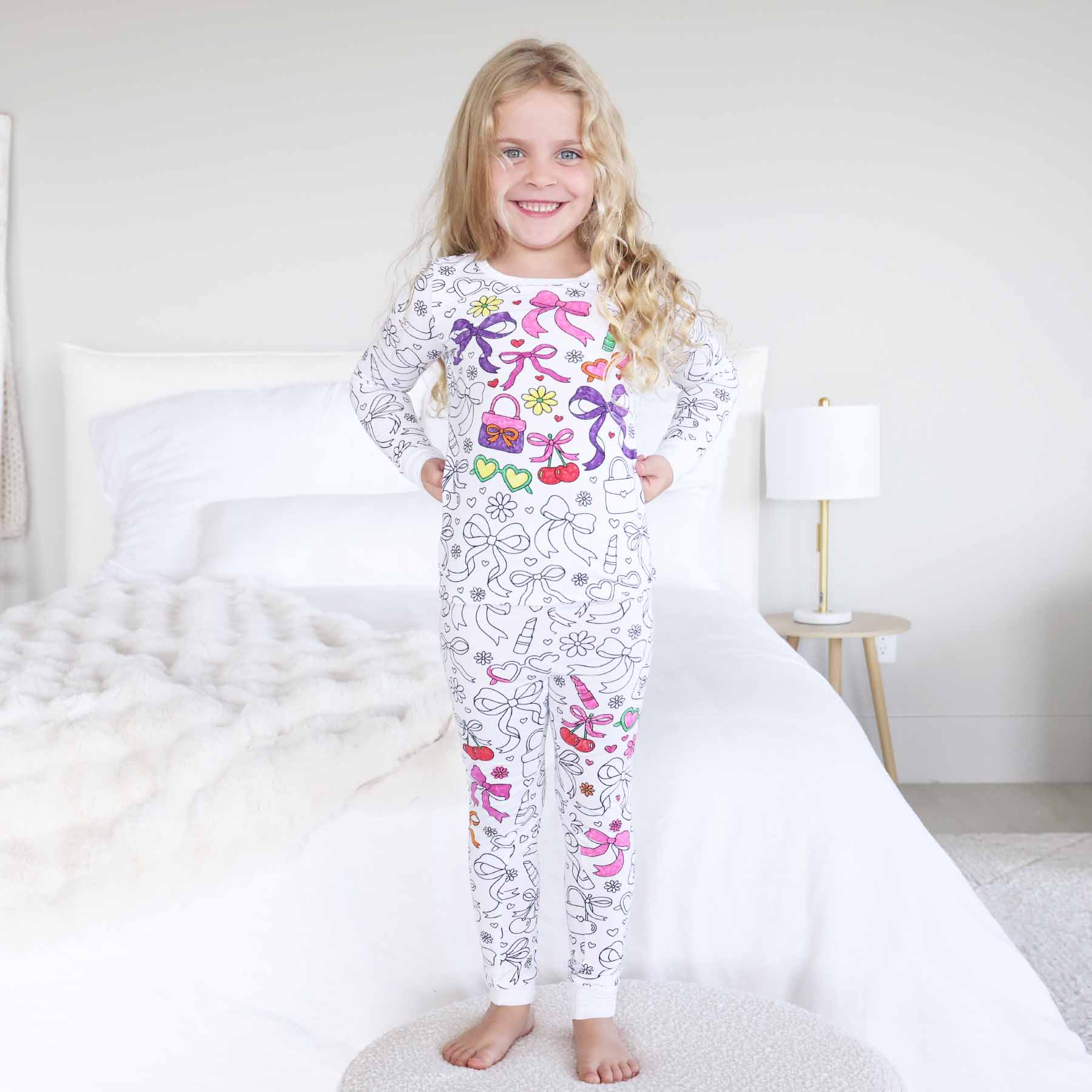 Caden LaneCaden Lane Girls Colorable Two-Piece Pajama Set & Markers- Material GirlBabysupermarket