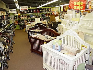 Car seats, strollers and cribs at Babysupermarket