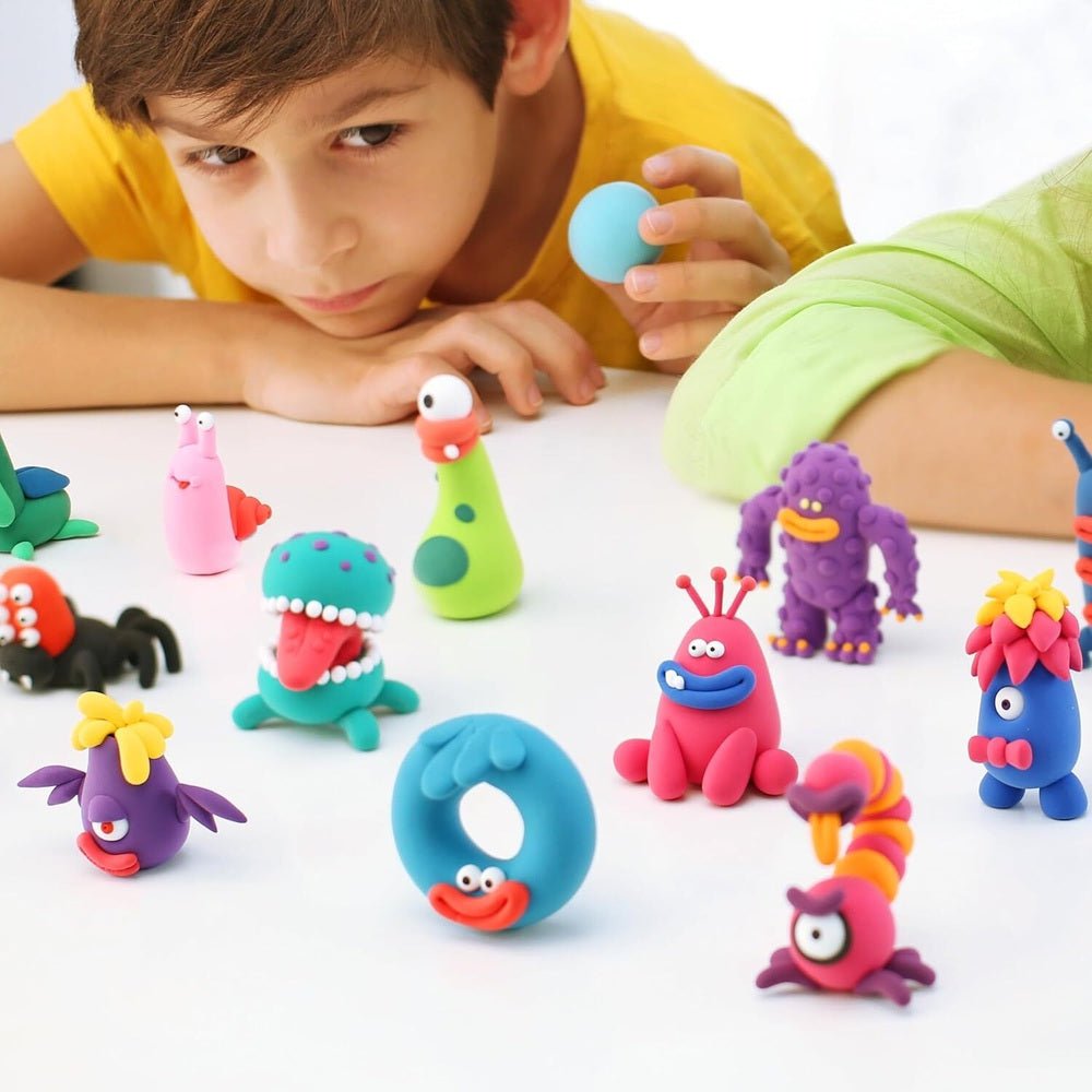 Fat Brain Toys Toys / Activity / Art and Crafts Fat Brain Hey Clay Aliens