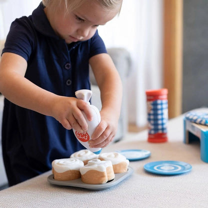 Fat Brain Toy Co. Pretendables Cinnamon Roll Set