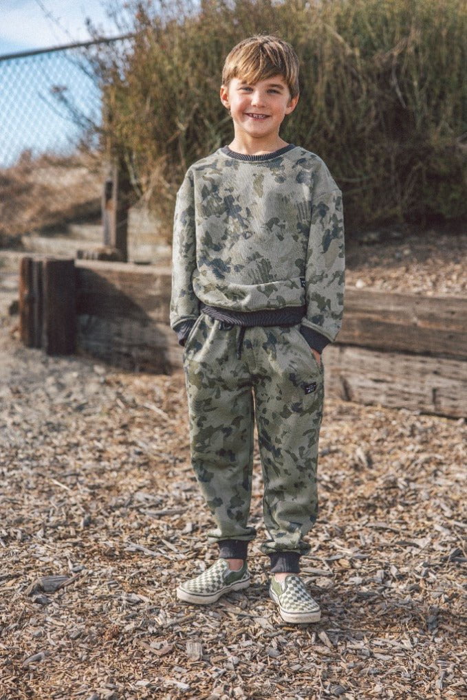 Feather 4 Arrow Feather 4 Arrow Bowie Camo Fleece Jogger - Oil Green