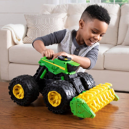 Tomy Play Vehicles John Deere Monster Treads Super Scale Combine