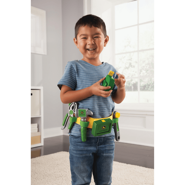 Tomy Play Vehicles John Deers Talking Toolbelt Set