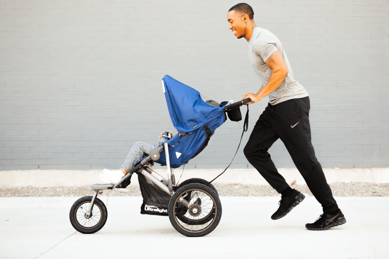 Joovy zoom ultralight jogging stroller shop