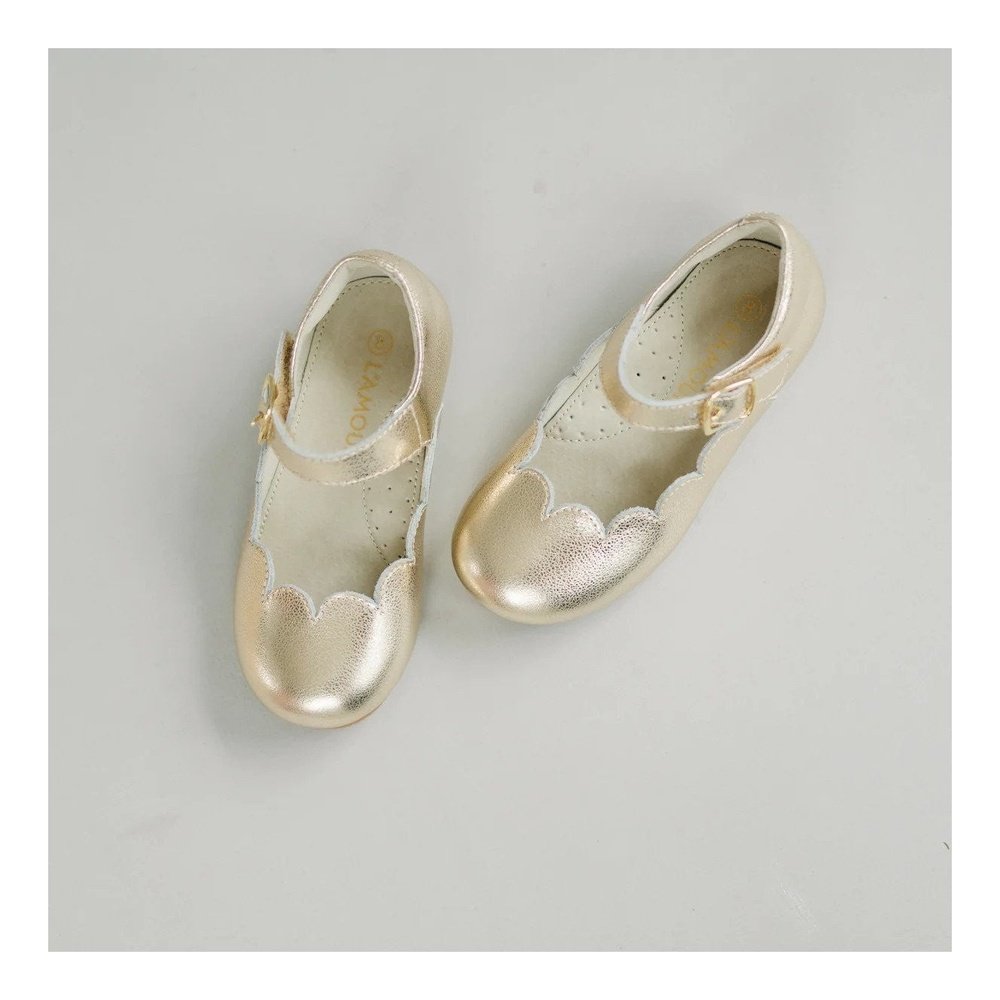 L'Amour Sonia Scalloped Flat