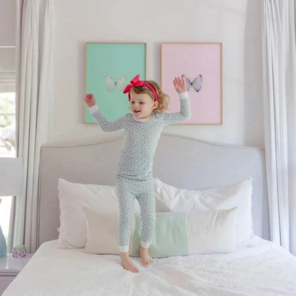 Lila and Hayes Lila and Hayes Ava Girls Pajama Set - Holly Holiday