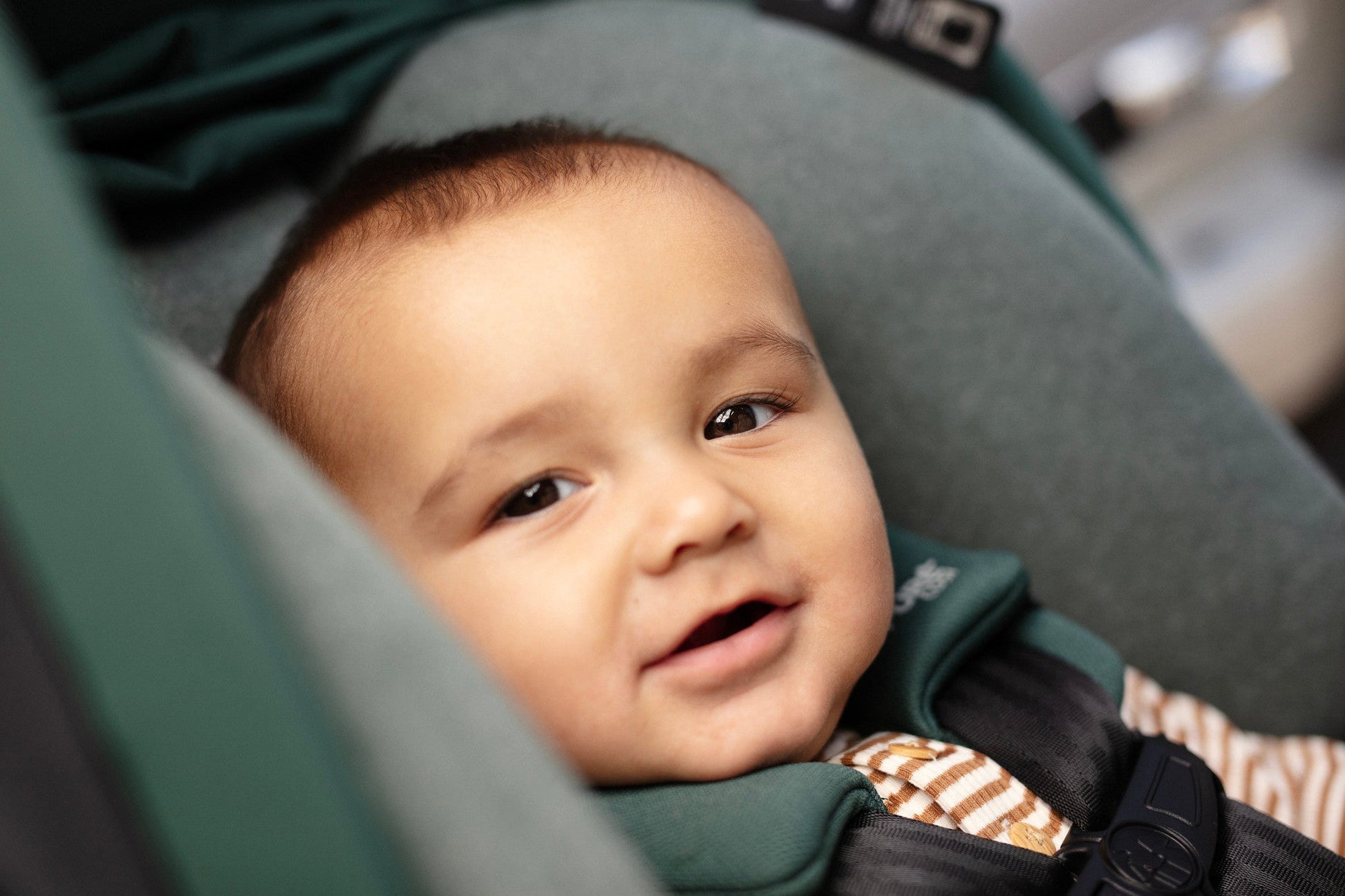 Maxi-Cosi Car Seats - Infant Maxi-Cosi Mico  Luxe+ Infant Car Seat