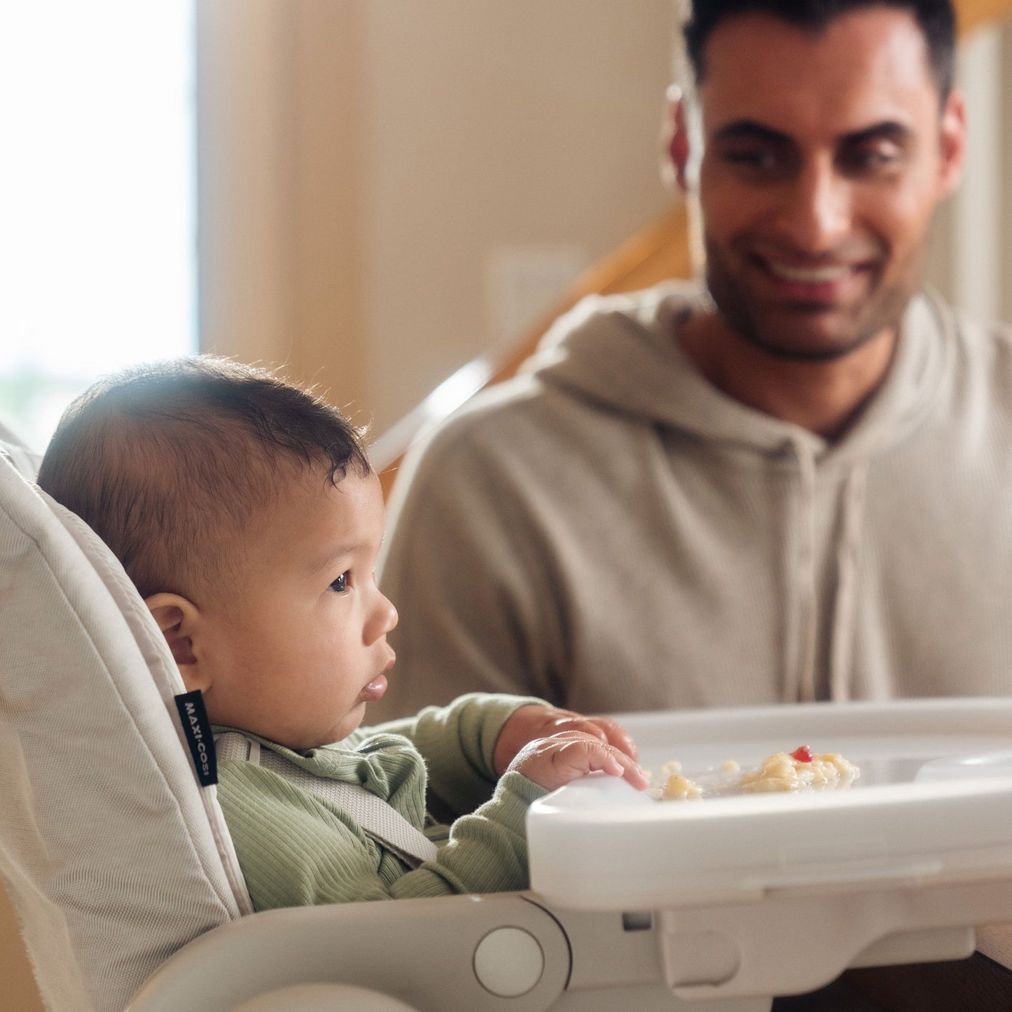 Dorel Juvenile High Chairs and Booster Maxi-Cosi Minla 6-in-1 Adjustable High Chair
