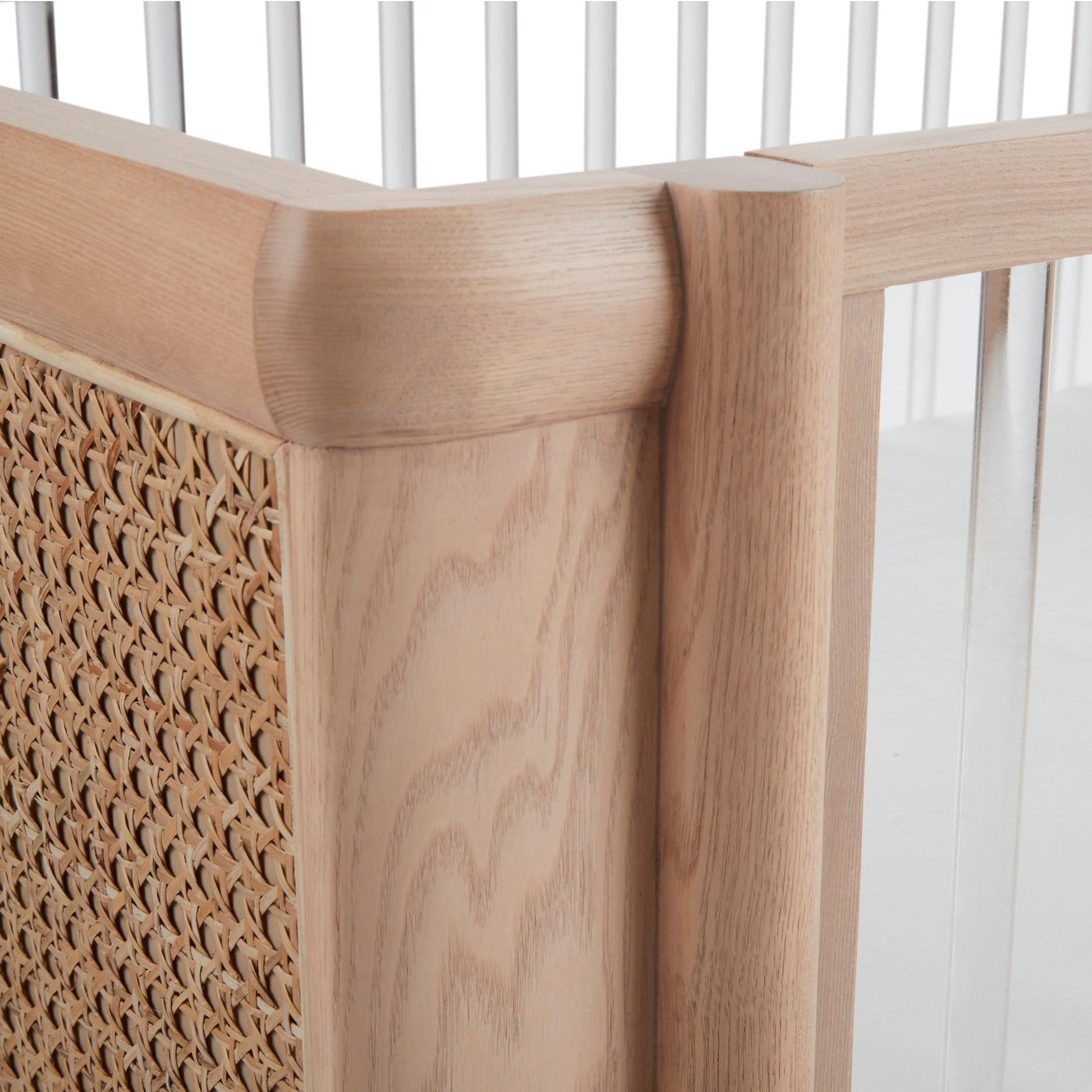 Maxi-Cosi NurseryMaxi-Cosi Nursery Brisa 4-in-1 Convertible Crib with Toddler Bed/Daybed Conversion KitBabysupermarket