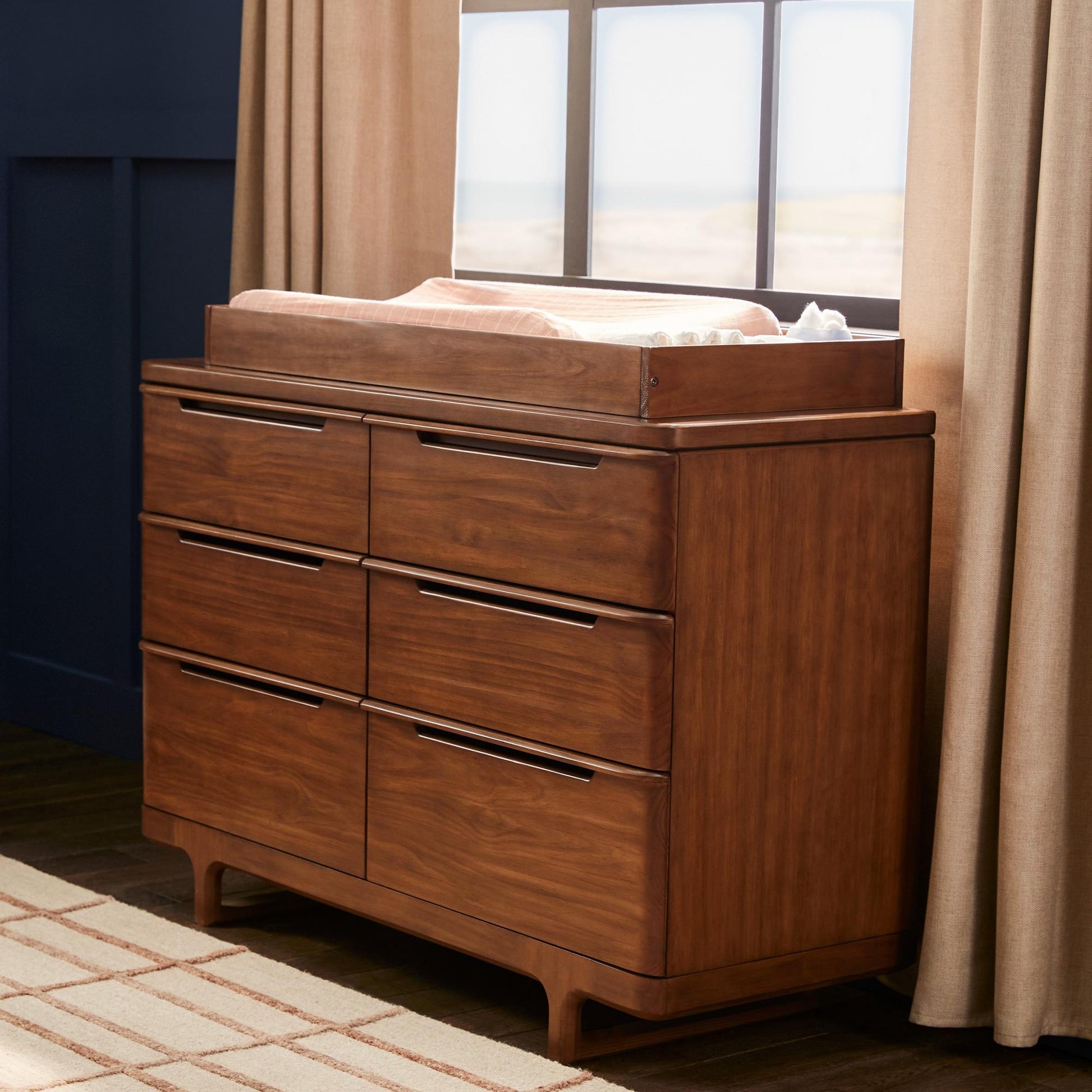 Maxi-Cosi NurseryMaxi-Cosi Nursery Embraced Forms 6-Drawer DresserBabysupermarket